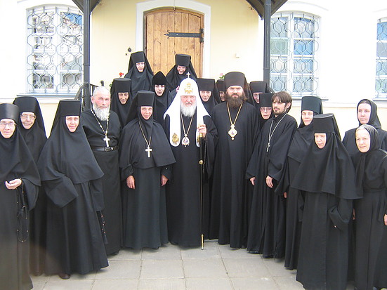 Визит Святейшего Патриарха Московского и всея Руси в монастырь, 2010 год
